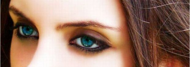 light-blue-bronze-contrast-eye-shadow