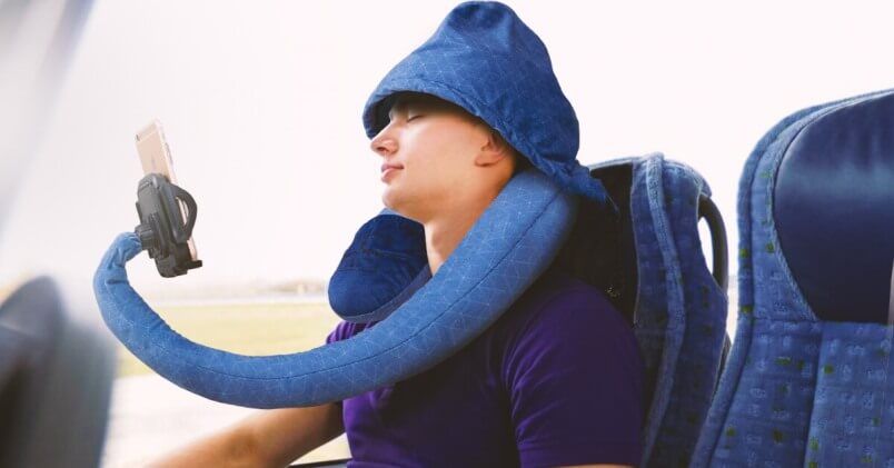 traveler to find a neck pillow