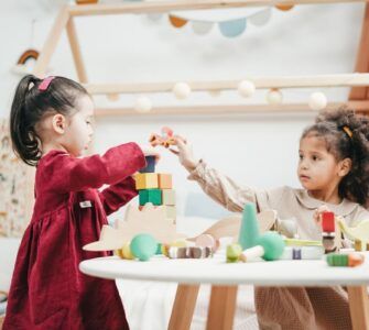 Stop toddler tantrums